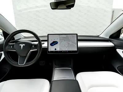 2021 Tesla MODEL 3 — миниатюра 15