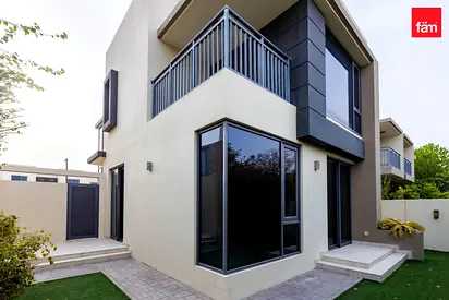 Corner | Well maintained | View Today