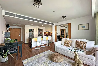 Upgraded Unit | High Floor | Partial Sea View