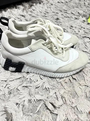 Hermes White sneakers(authentic), lightly used