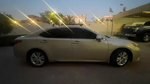 صورة 4 لـ 2014 Lexus ES-SERIES