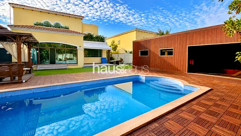 Rare | Garden Spa | Fully Upgraded | 5bed