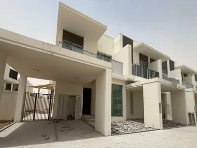 Upgraded | Single Row | Close to Pool | Big Plot_COPY_1