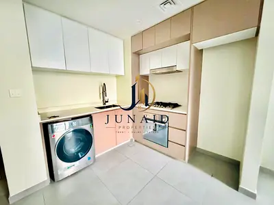 OFFER OF THE DYA //-SPACIOUS 1BHK//-WITH AMAZING LAYOUT//-HUGE SUZE ONE BEDROOM//-READY TO MOVE
