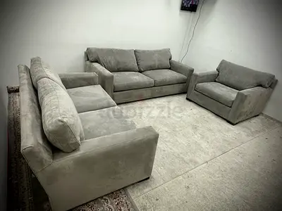 Excellent condition crate&barrel sofa set