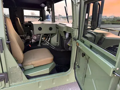 1999 Hummer H1 照片 3
