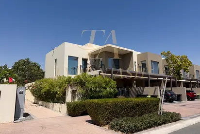 FULLY UPGRADED & RENOVATED | FULLY FURNISHED | CORNER PLOT