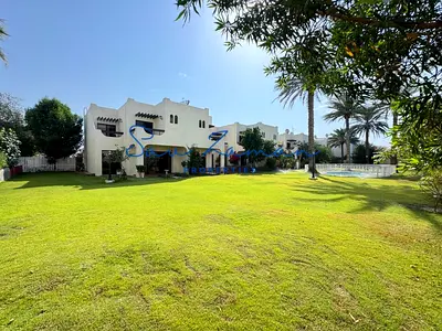 COMPOUND VILLA SPACIOUS 3BR+MAIDS PRIVATE GARDEN SHARED POOL GARDEN