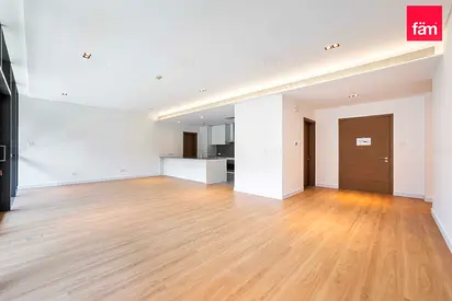 FAMILY LIVING|STEPS TO MALL|NEXT TO JUMEIRAH BEACH