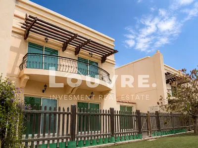 Upgraded Villa | 2 Masters | Private Backyard