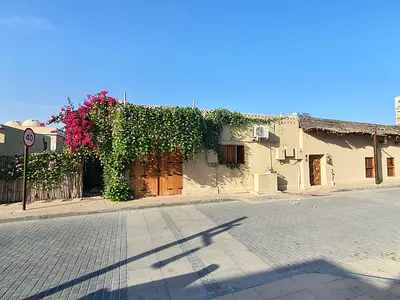 بيت عربي مميز للبيع في البستان – عجمان