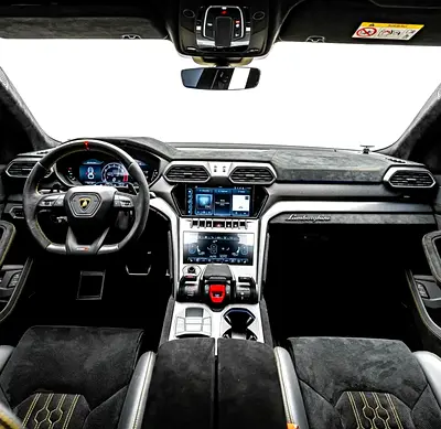 2023 Lamborghini URUS — миниатюра 8