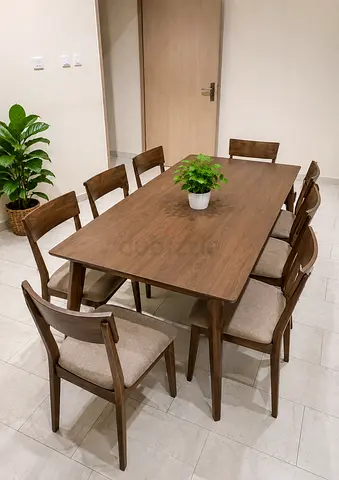 Homes R Us Ford 8-Seater Dining Set | Solid Wood | Excellent Condition