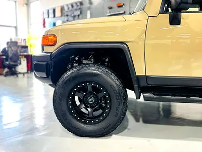2022 Toyota FJ CRUISER photo 7