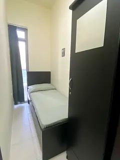 Single room near business bay metro station
