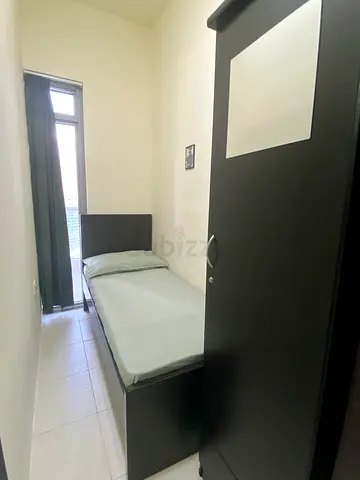 Single room near business bay metro station