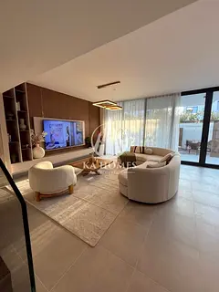 🌴 Luxury Waterfront Villa | 30% Down Payment & Immediate Handover + 5-Year Installments + Limited