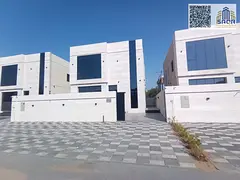 4-bedroom villa with pool, freehold for life / Prime location / Fees included