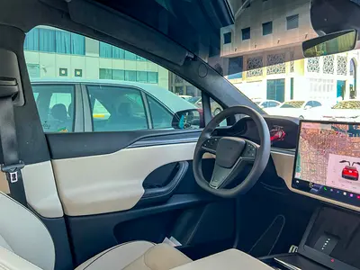 2023 Tesla MODEL X — миниатюра 19