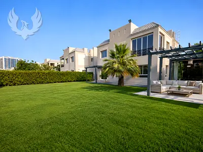 Biggest Plot | Spacious 5Beds in Living Legends