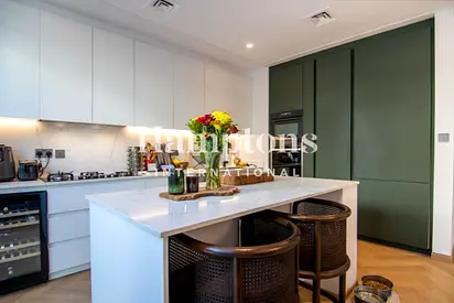 Upgraded 4BR | Back-to-Back | Vac. Mid Sept.