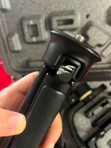 Zhiyun crane 3 stabilizer - new not used but tripod needs replacement