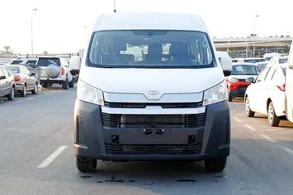 صورة 2 لـ 2026 Toyota HIACE