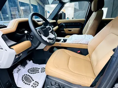 2025 LAND Rover DEFENDER — миниатюра 8
