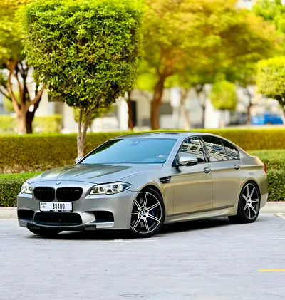 BMW M5 30 JAHRE EDITION 2015 GCC SPECS EXCELLENT CONDITION NO PAINT