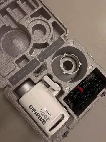 APUTURE AMARAN 300W LED