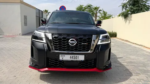 Nissan Patrol Nismo 2021 V8, finished in matte black, in perfect condition
