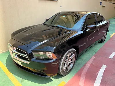 2012 Dodge Charger - Reliable V6 Power - Canadian Specs