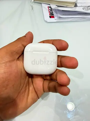 AirPods 4 anc