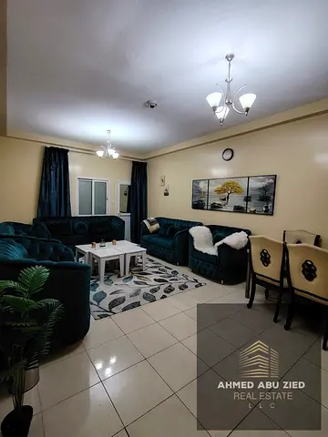 2BR hall in Orient, monthly rent AED 5000 including all bills or 4800 without internet, with free g