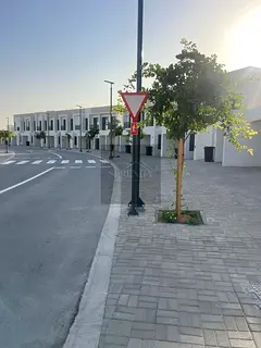FULLY FURNISHED | READY TO MOVE | EXCELLENT VALUE