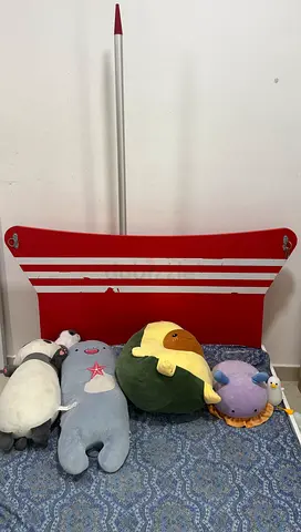 Twin bed for kids