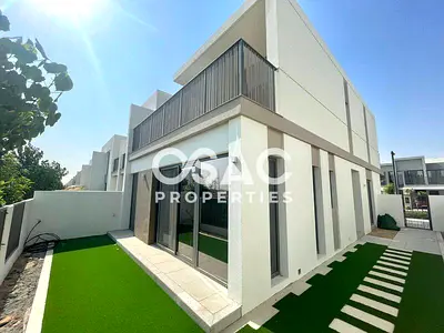 Single Row | Spacious Villa | 4BR + Maid