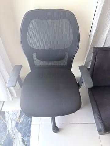 Ergonomic Black Mesh Office Chair - Good Condition