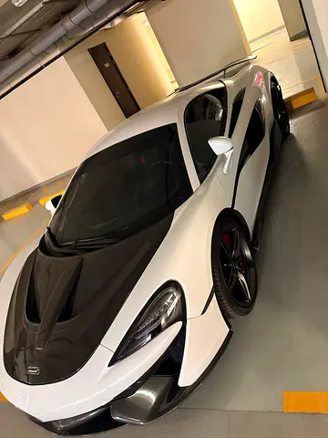 صورة 3 لـ 2016 Mclaren 570S