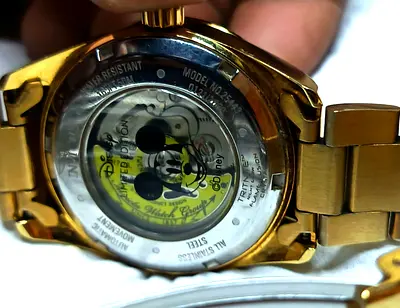 Gold-tone Mickey Mouse Automatic Wristwatch (Men's) - Vintage Style