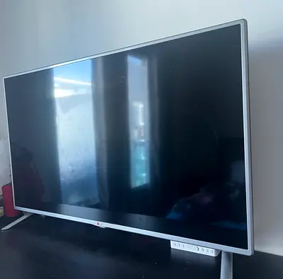 LG 46 inch LED TV - not Working Condition