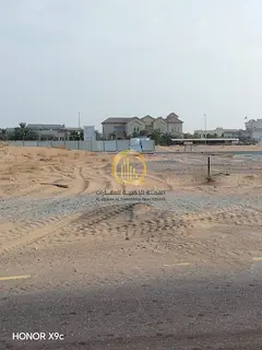 Land in Al-Zubair Gardens in a very prime location, close to the park and services. Ground + 2 floor