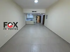 Annual rent premium 1BR first tenant / master / 2 bathrooms / balcony / free parking / 1 month free 