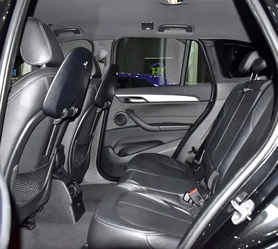 2021 BMW X1 — миниатюра 17