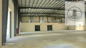Warehouse on a new street, 25,000 feet | 217 kW electricity.