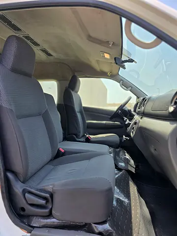 صورة 9 لـ 2015 Nissan URVAN