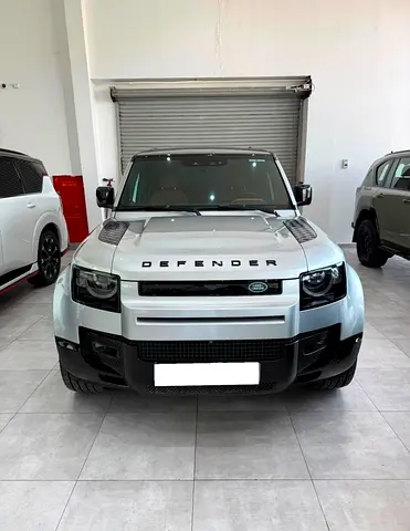 صورة 2 لـ 2023 LAND Rover DEFENDER