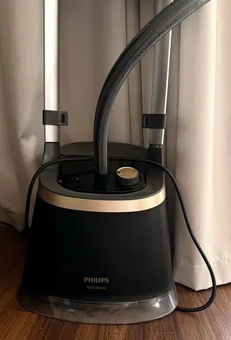 Philips 3000 Series Garment Steamer / Fabric Steamer - Good Condition