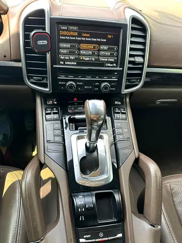 2011 Porsche CAYENNE 照片 3