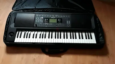 Korg EK-50 Limitless Keyboard with Padded Carrying Case